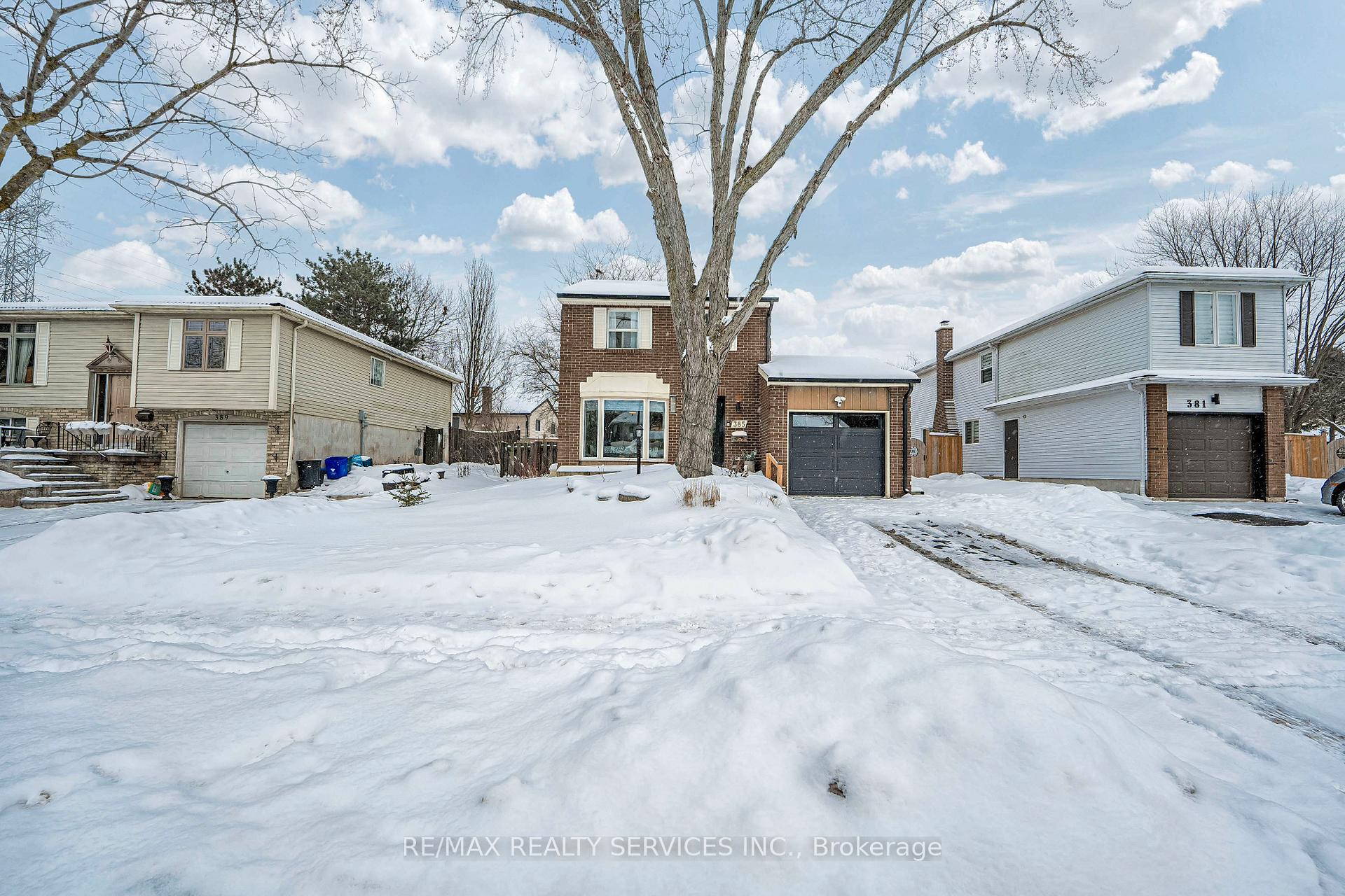 Photo 40 of 385 Driftwood Drive, Kitchener — HOMEH