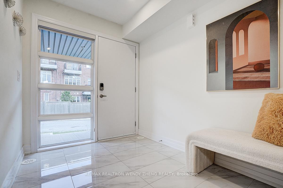 Photo 2 of 22 Herman Gilroy Lane, Markham, Angus Glen — HOMEH