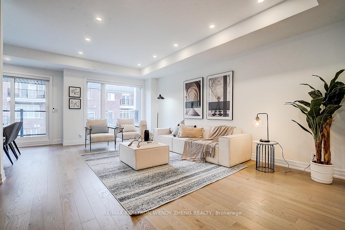 Photo 4 of 22 Herman Gilroy Lane, Markham, Angus Glen — HOMEH