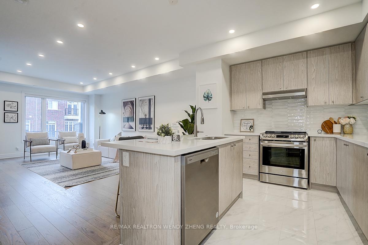 Photo 17 of 22 Herman Gilroy Lane, Markham, Angus Glen — HOMEH