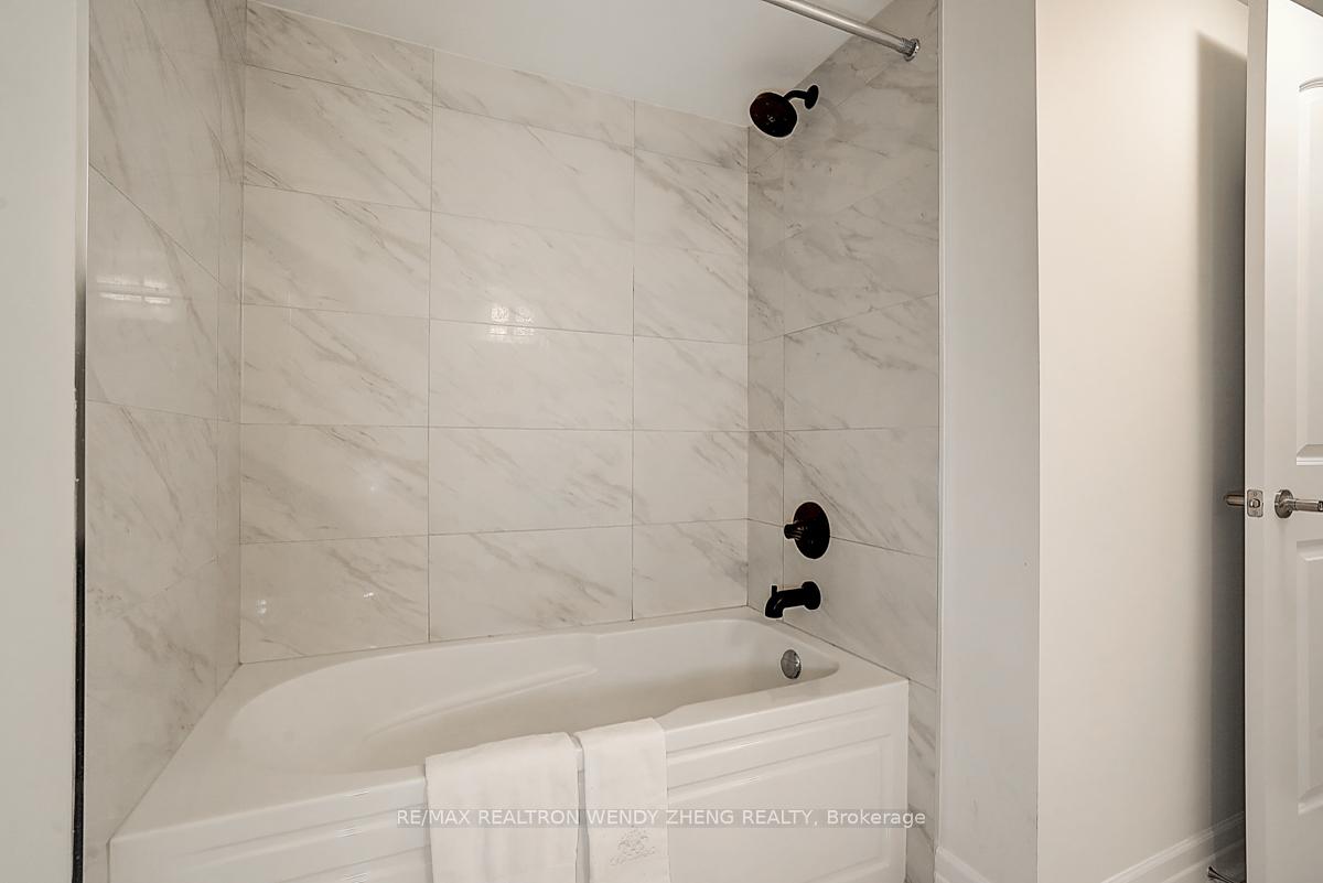 Photo 29 of 22 Herman Gilroy Lane, Markham, Angus Glen — HOMEH
