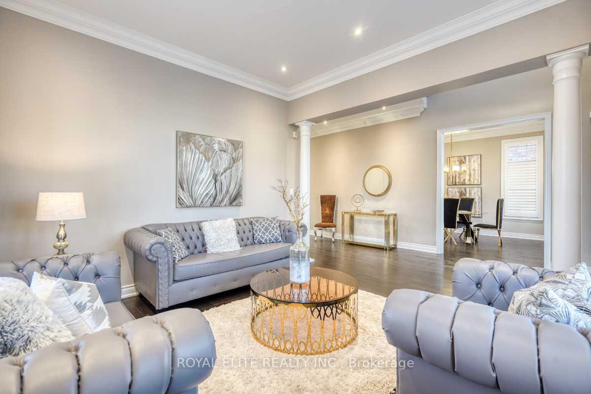 Photo 7 of 16 Berkshire Crescent, Markham, Angus Glen — HOMEH