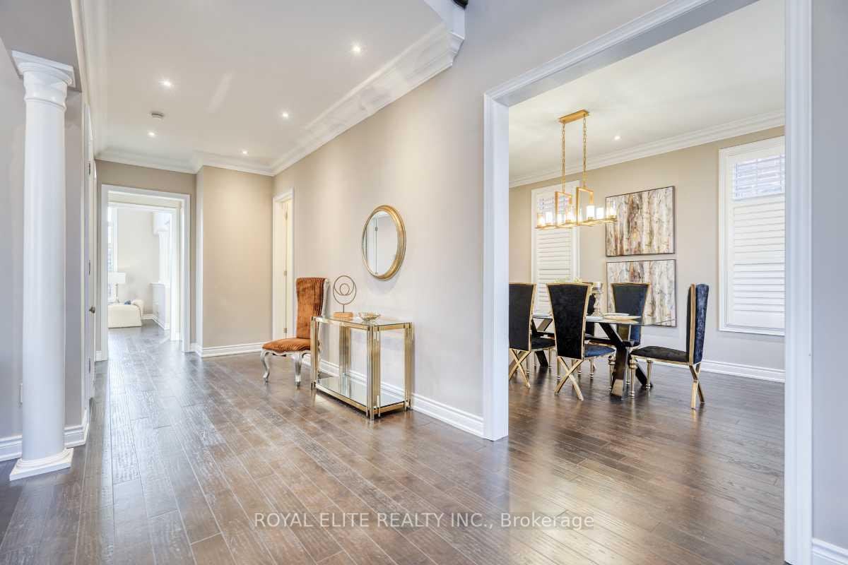 Photo 8 of 16 Berkshire Crescent, Markham, Angus Glen — HOMEH
