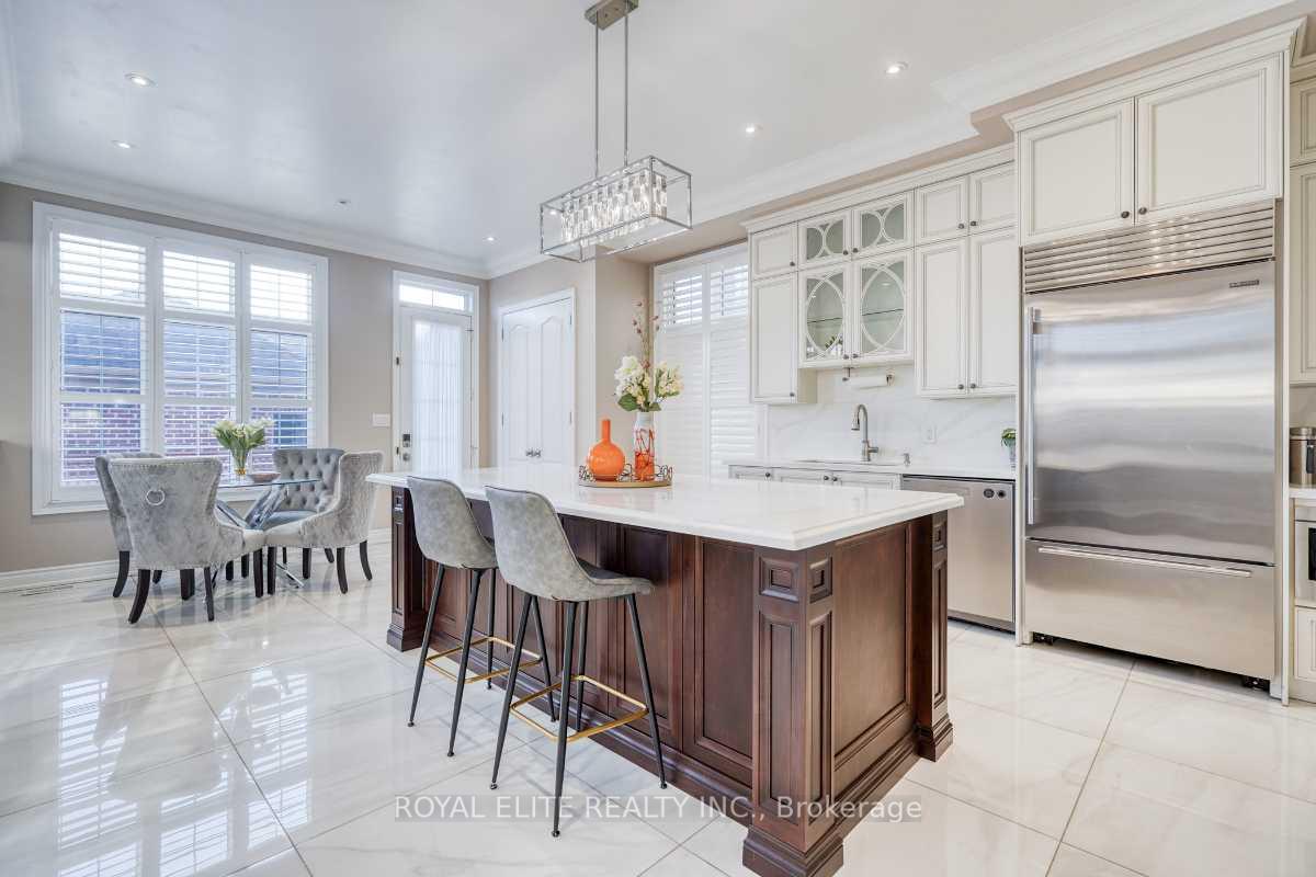 Photo 19 of 16 Berkshire Crescent, Markham, Angus Glen — HOMEH