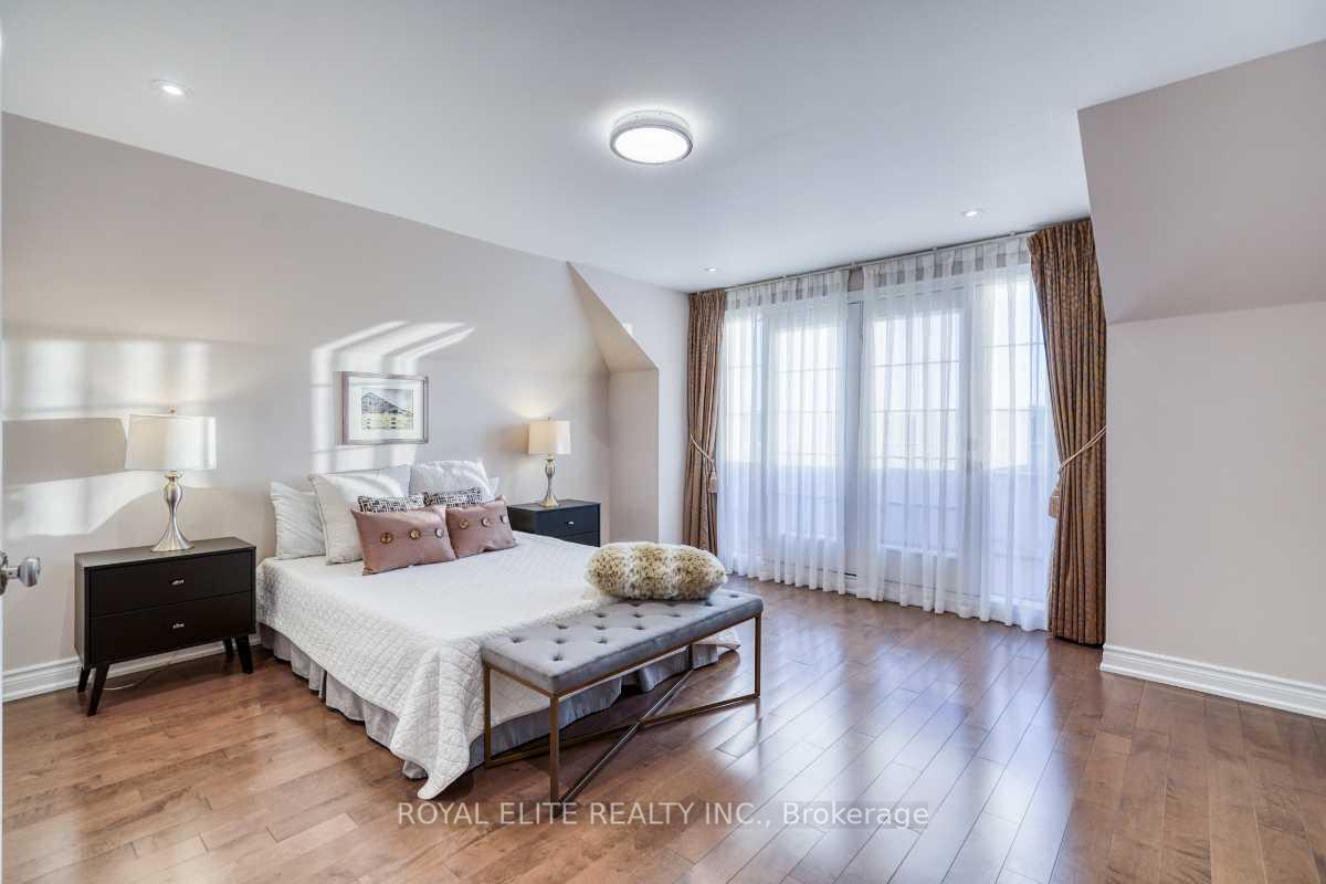 Photo 29 of 16 Berkshire Crescent, Markham, Angus Glen — HOMEH
