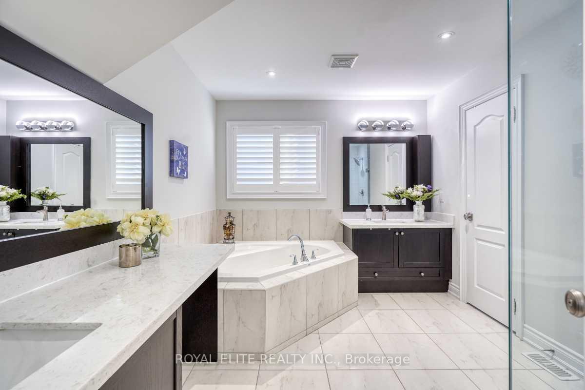 Photo 33 of 16 Berkshire Crescent, Markham, Angus Glen — HOMEH