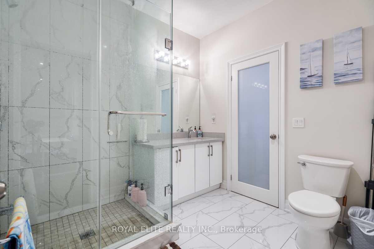 Photo 37 of 16 Berkshire Crescent, Markham, Angus Glen — HOMEH