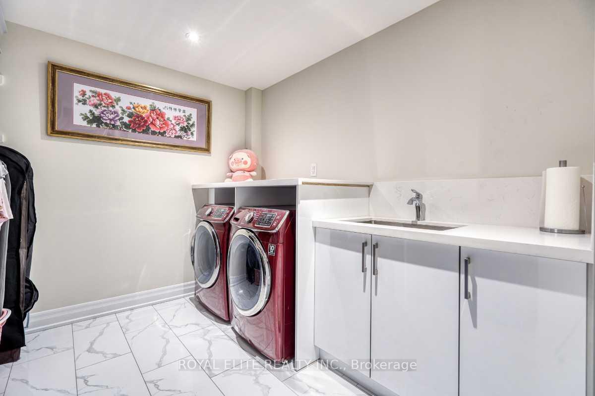 Photo 38 of 16 Berkshire Crescent, Markham, Angus Glen — HOMEH