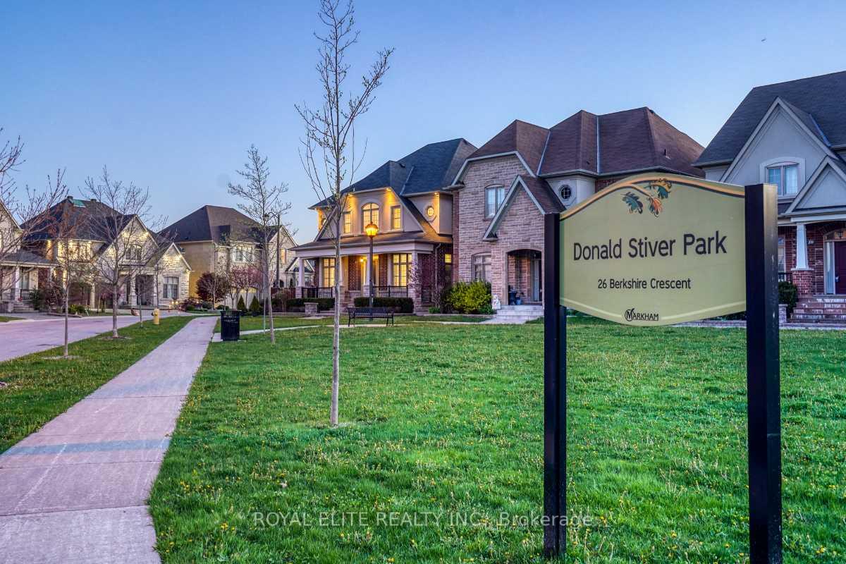 Photo 50 of 16 Berkshire Crescent, Markham, Angus Glen — HOMEH