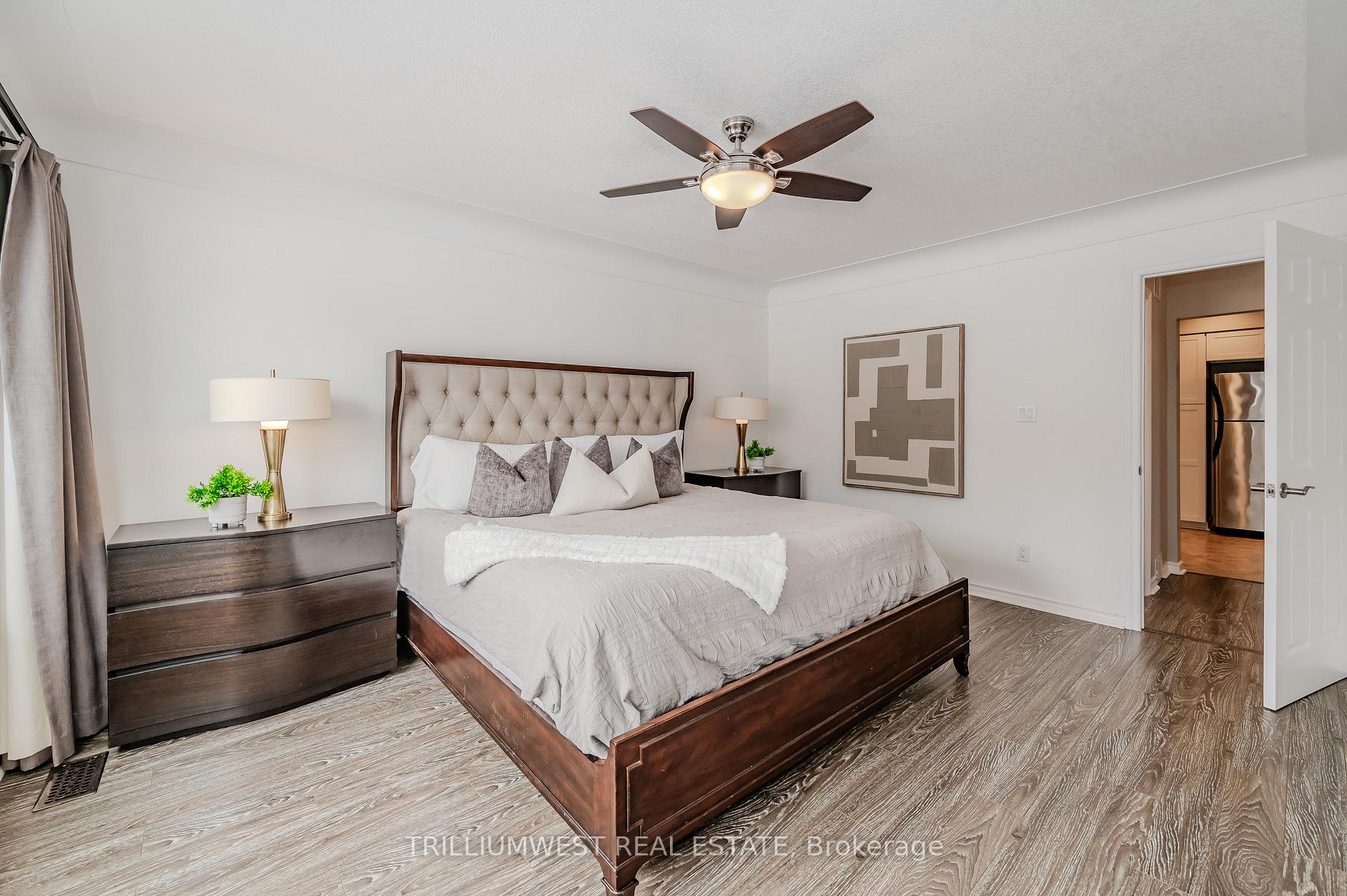 Photo 5 of 1139 Queens Boulevard, Kitchener — HOMEH