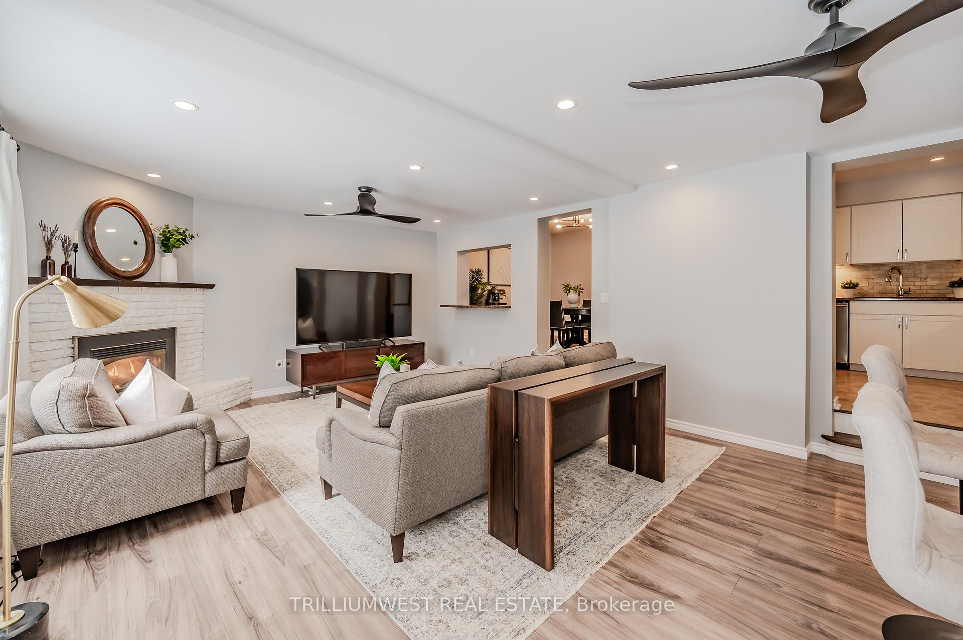 Photo 14 of 1139 Queens Boulevard, Kitchener — HOMEH