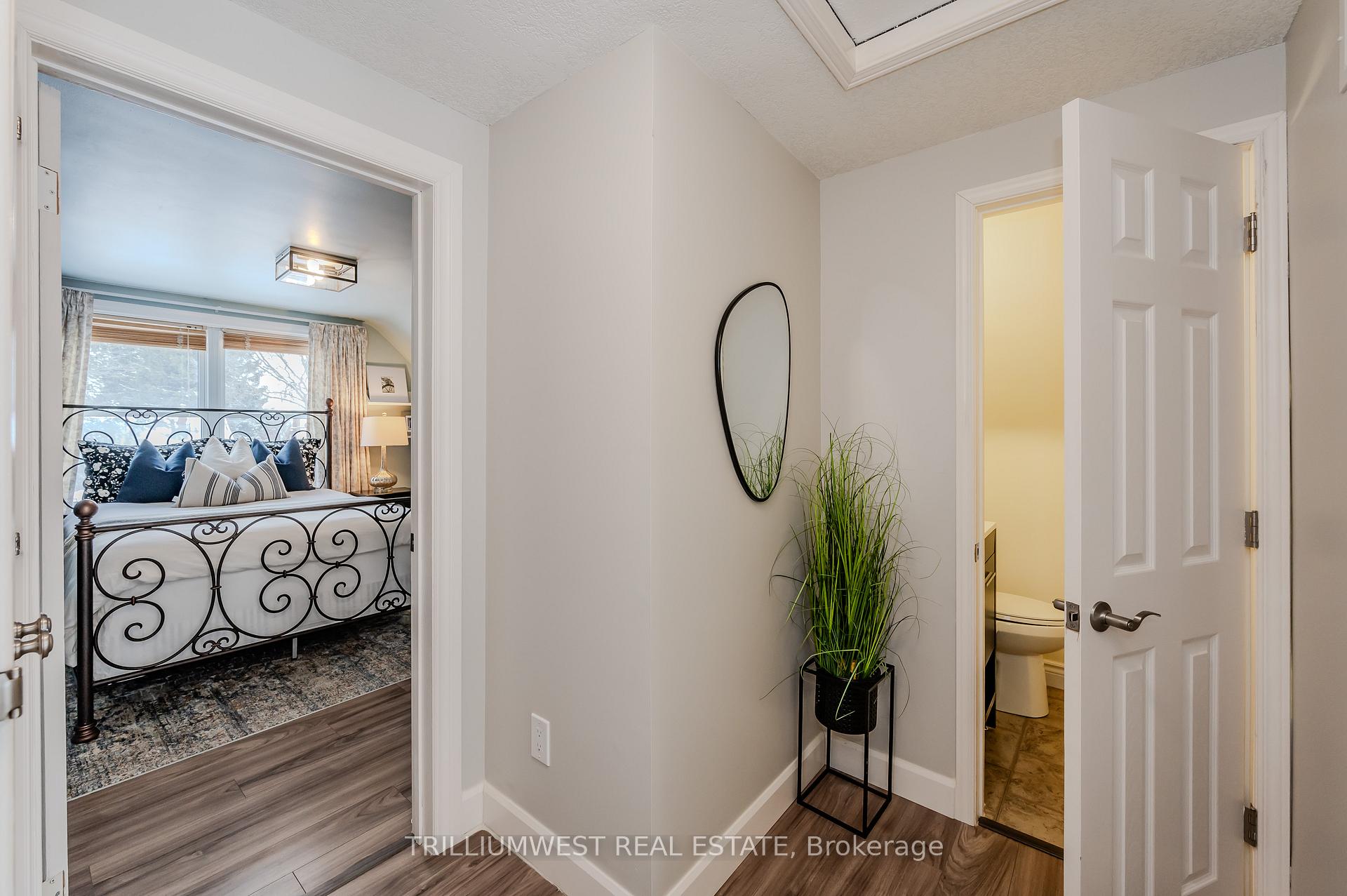 Photo 19 of 1139 Queens Boulevard, Kitchener — HOMEH