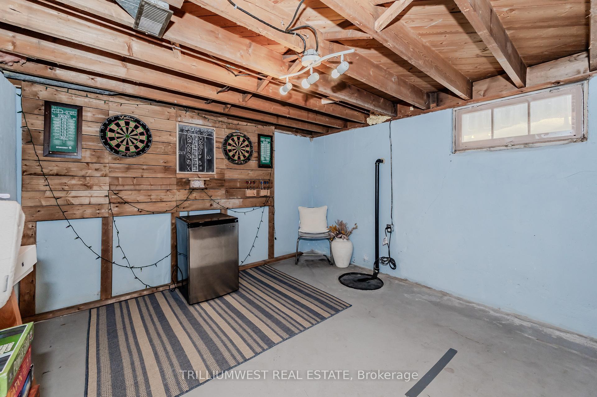 Photo 27 of 1139 Queens Boulevard, Kitchener — HOMEH