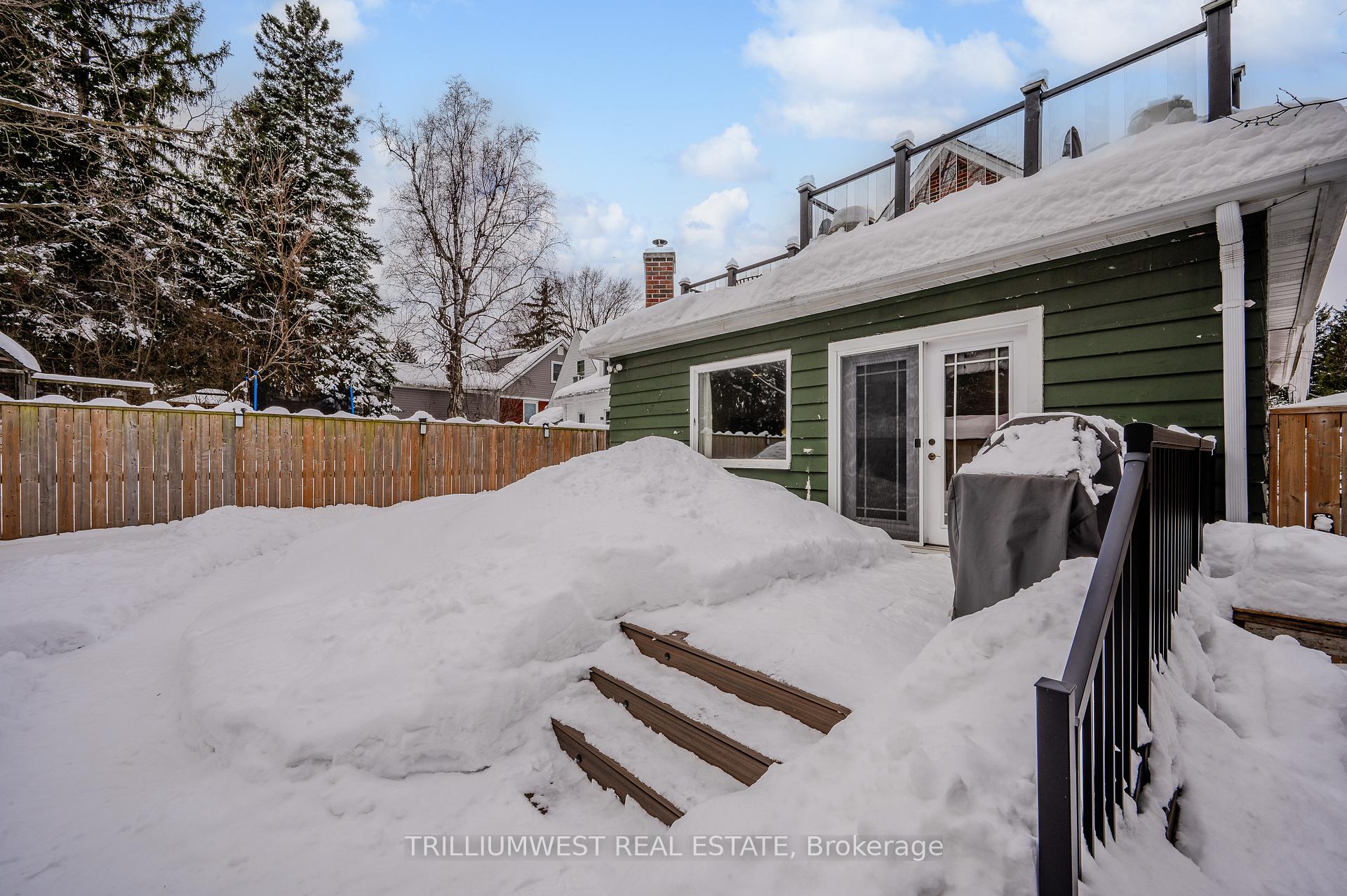 Photo 34 of 1139 Queens Boulevard, Kitchener — HOMEH