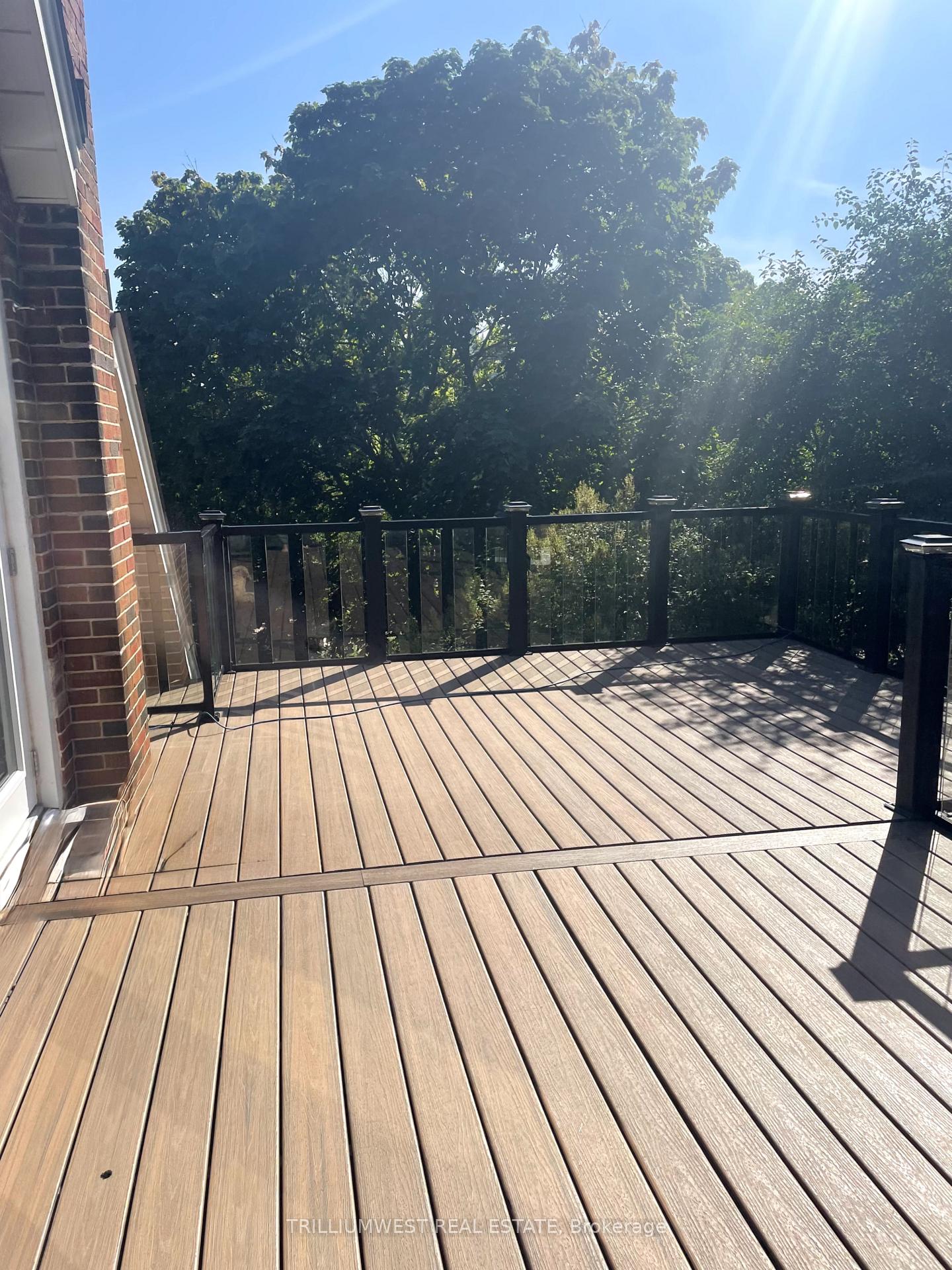 Photo 41 of 1139 Queens Boulevard, Kitchener — HOMEH
