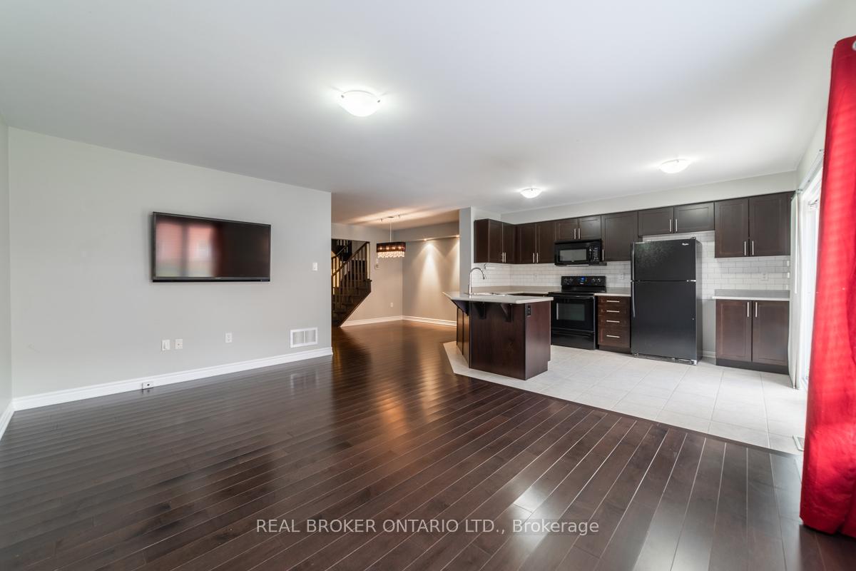 Photo 9 of 435 Cavanagh Lane, Milton, Willmott — HOMEH
