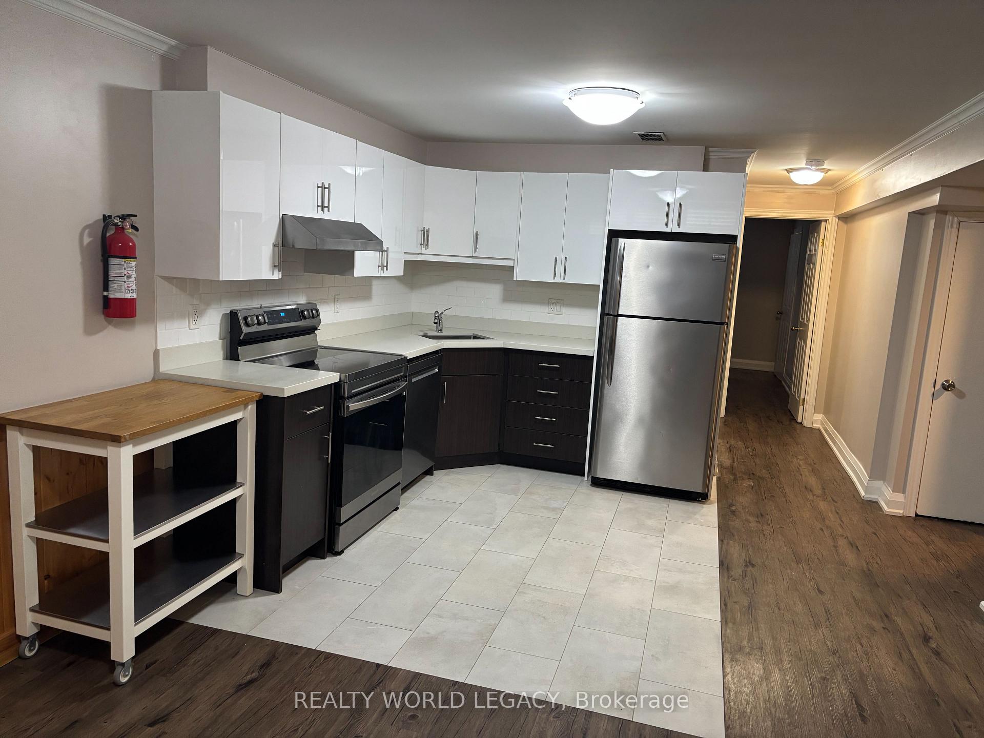 Photo 2 of Unit B, 79 Cameo Avenue, Hamilton, Macassa — HOMEH
