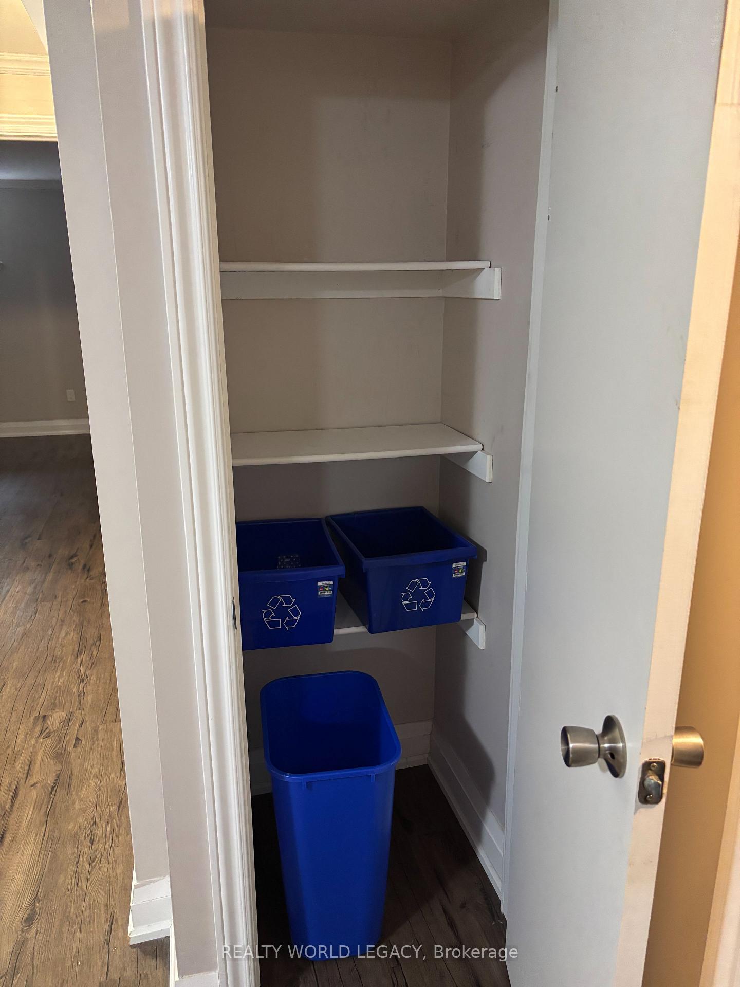 Photo 4 of Unit B, 79 Cameo Avenue, Hamilton, Macassa — HOMEH