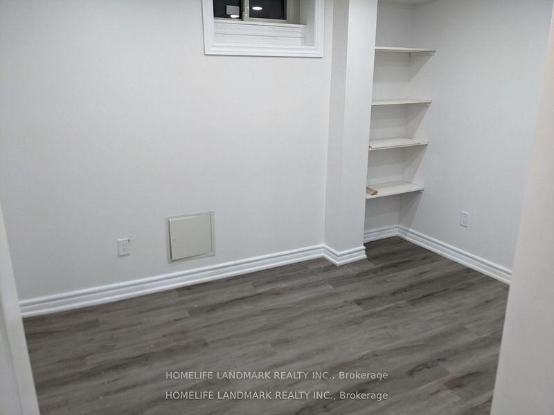 Photo 8 of 43 Sawyer Crescent, Markham, Markham Village — HOMEH