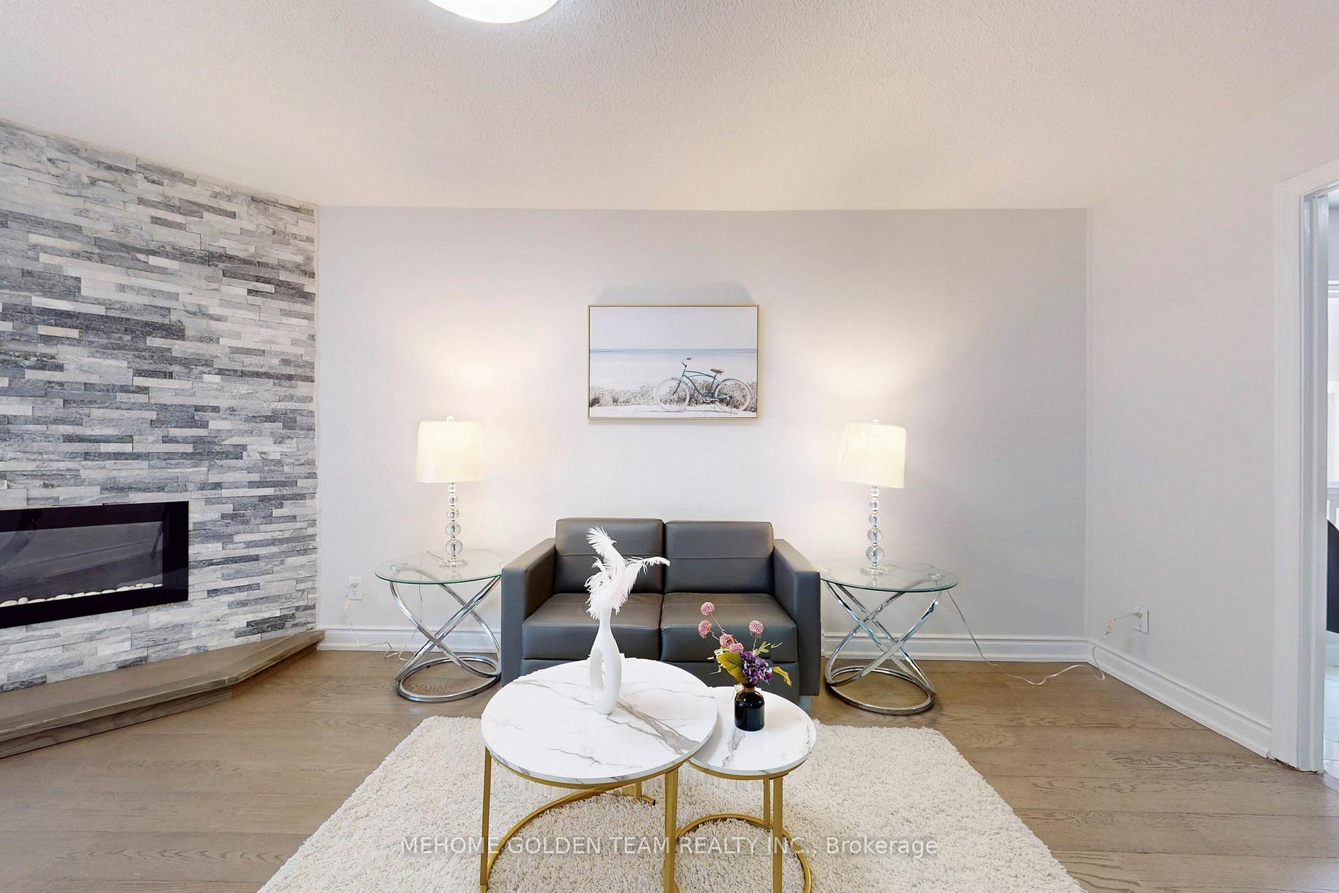 Photo 11 of 41 Beckwith Crescent, Markham, Milliken Mills East — HOMEH