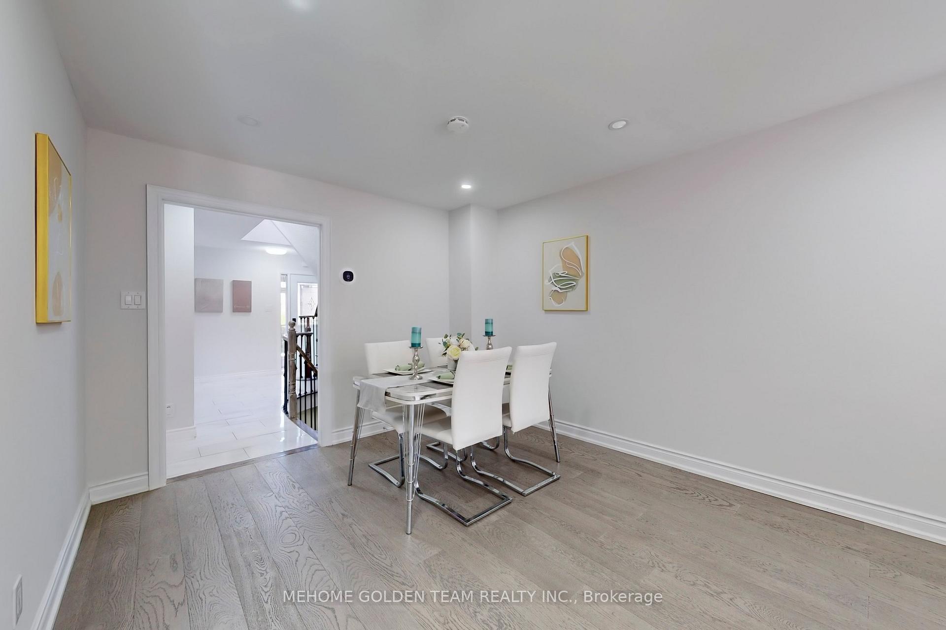 Photo 18 of 41 Beckwith Crescent, Markham, Milliken Mills East — HOMEH