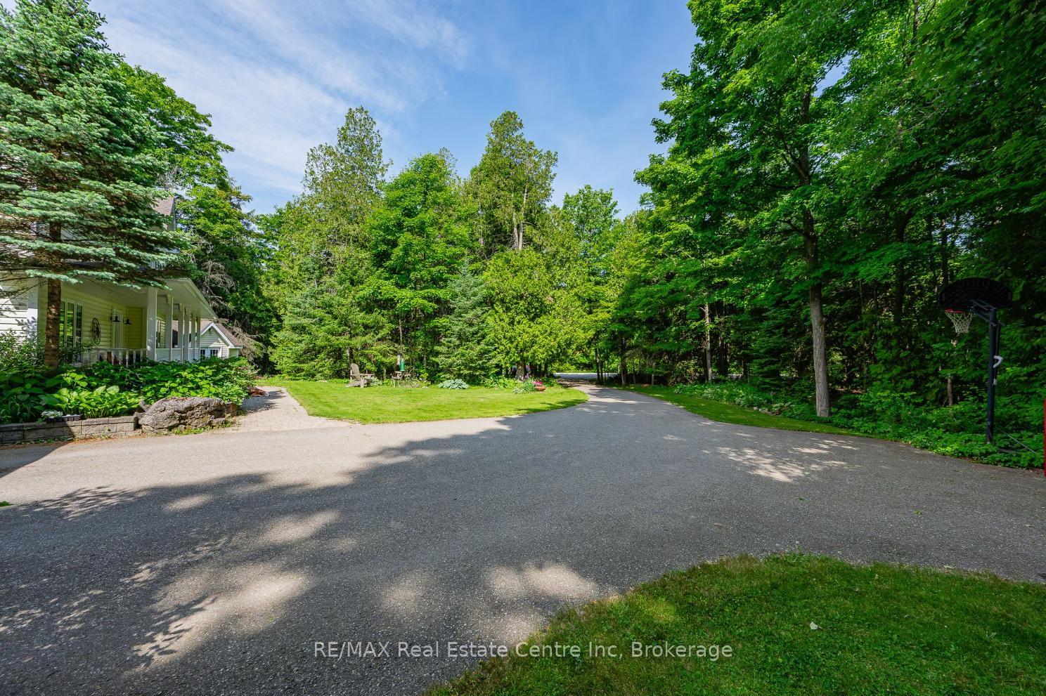 Photo 5 of 5120 Pineridge Drive, Milton, Rural Nassagaweya — HOMEH