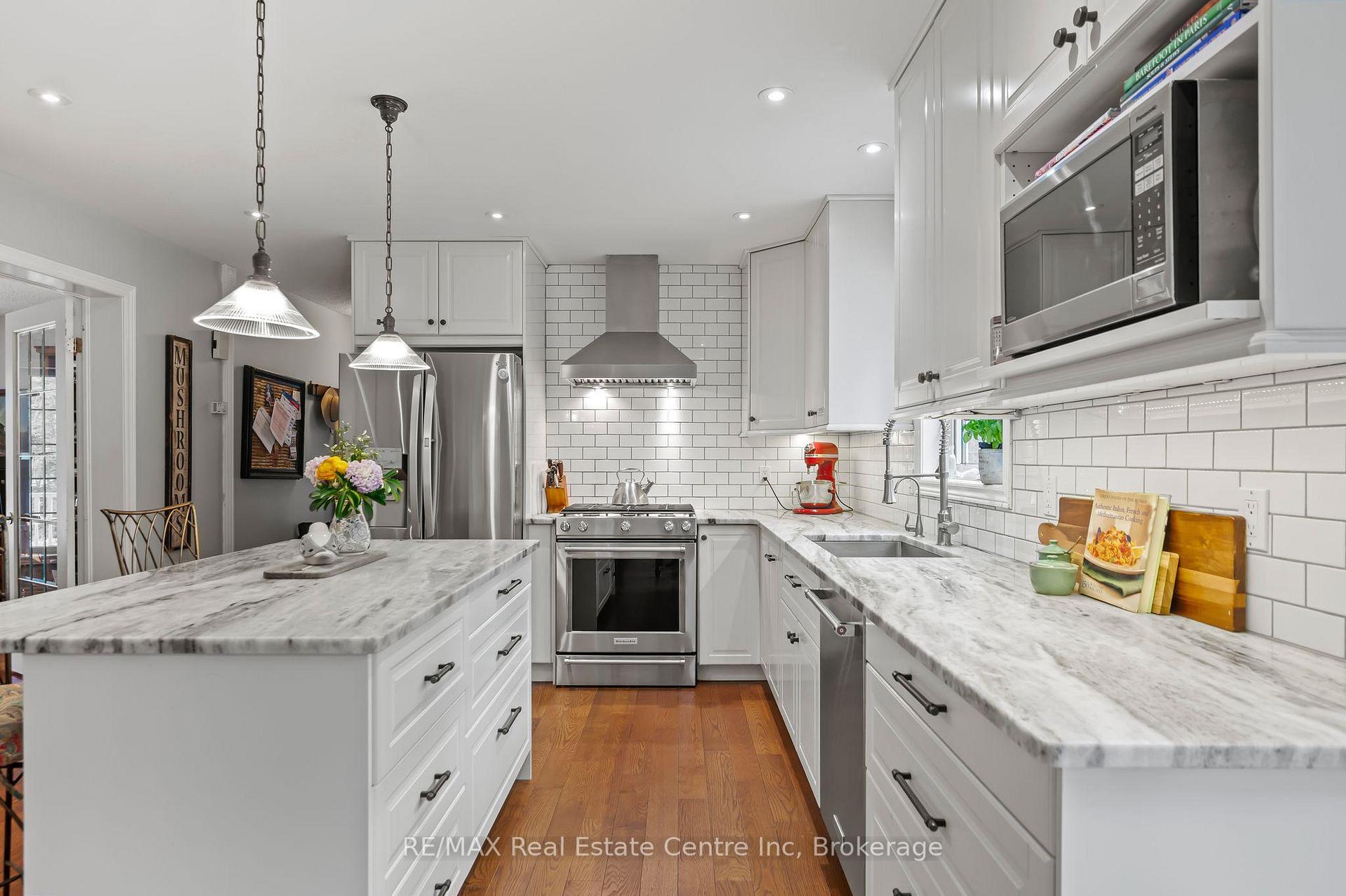Photo 8 of 5120 Pineridge Drive, Milton, Rural Nassagaweya — HOMEH