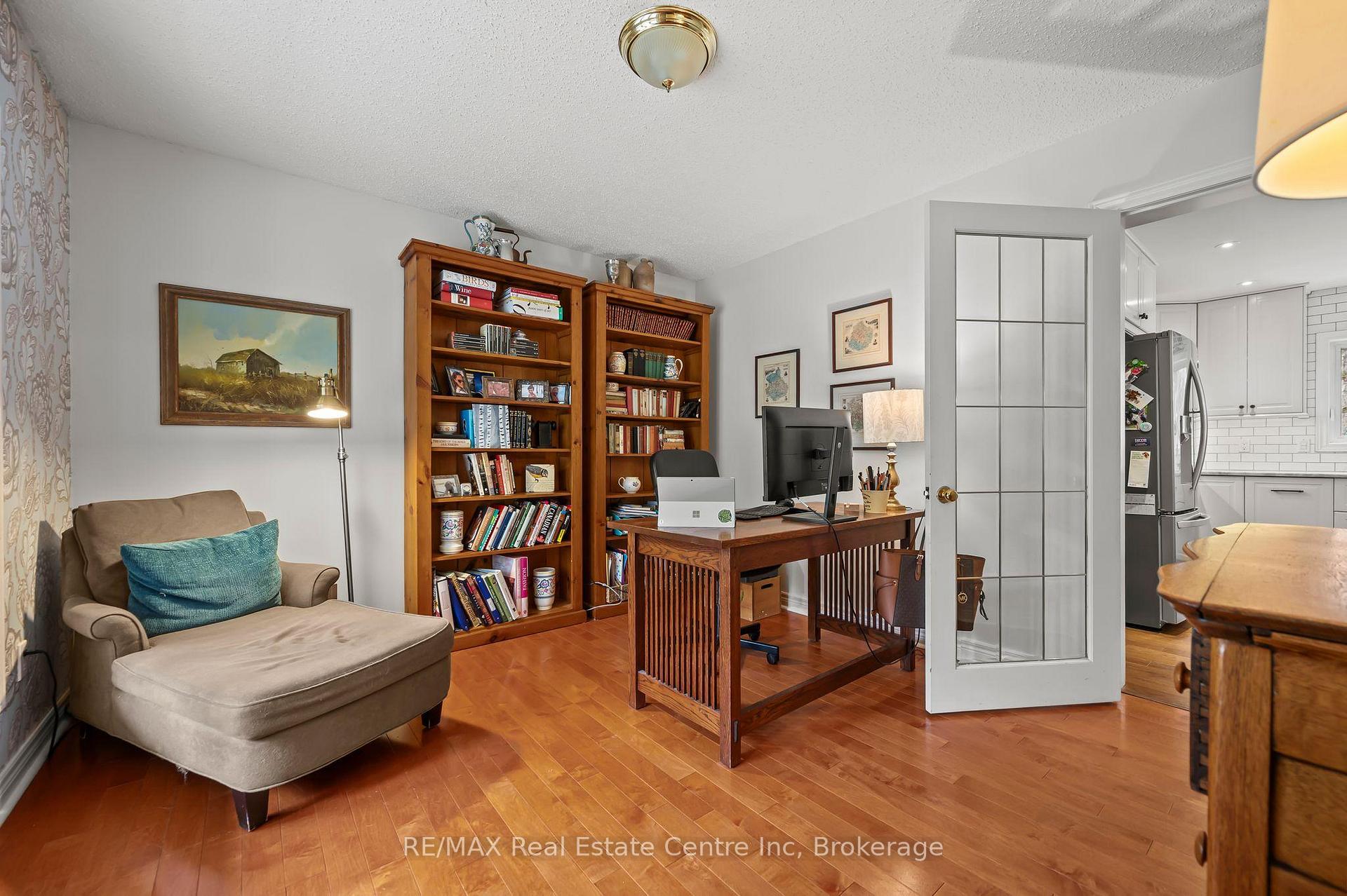 Photo 9 of 5120 Pineridge Drive, Milton, Rural Nassagaweya — HOMEH