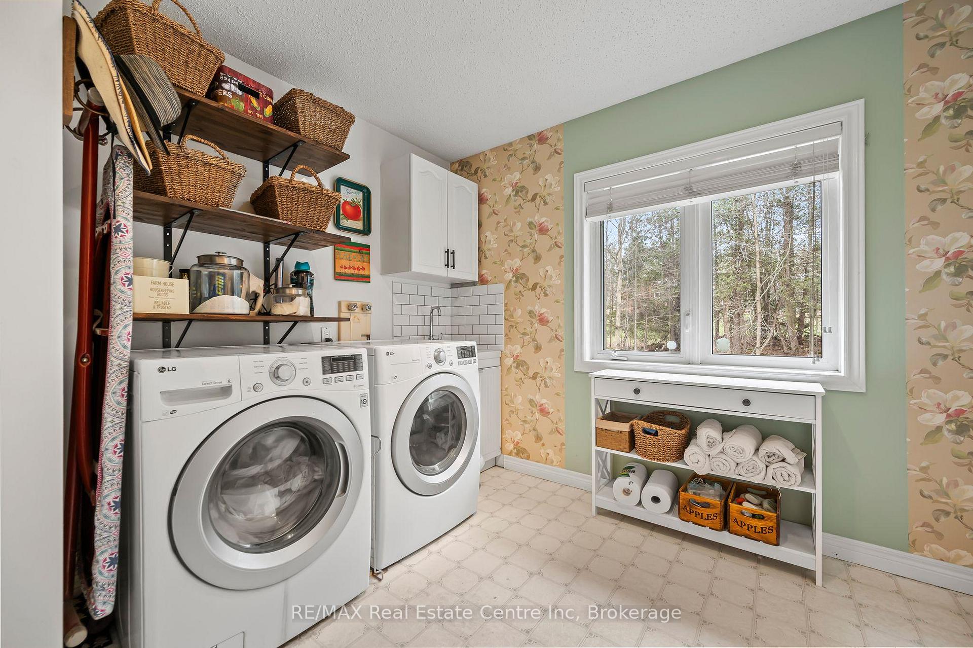 Photo 14 of 5120 Pineridge Drive, Milton, Rural Nassagaweya — HOMEH