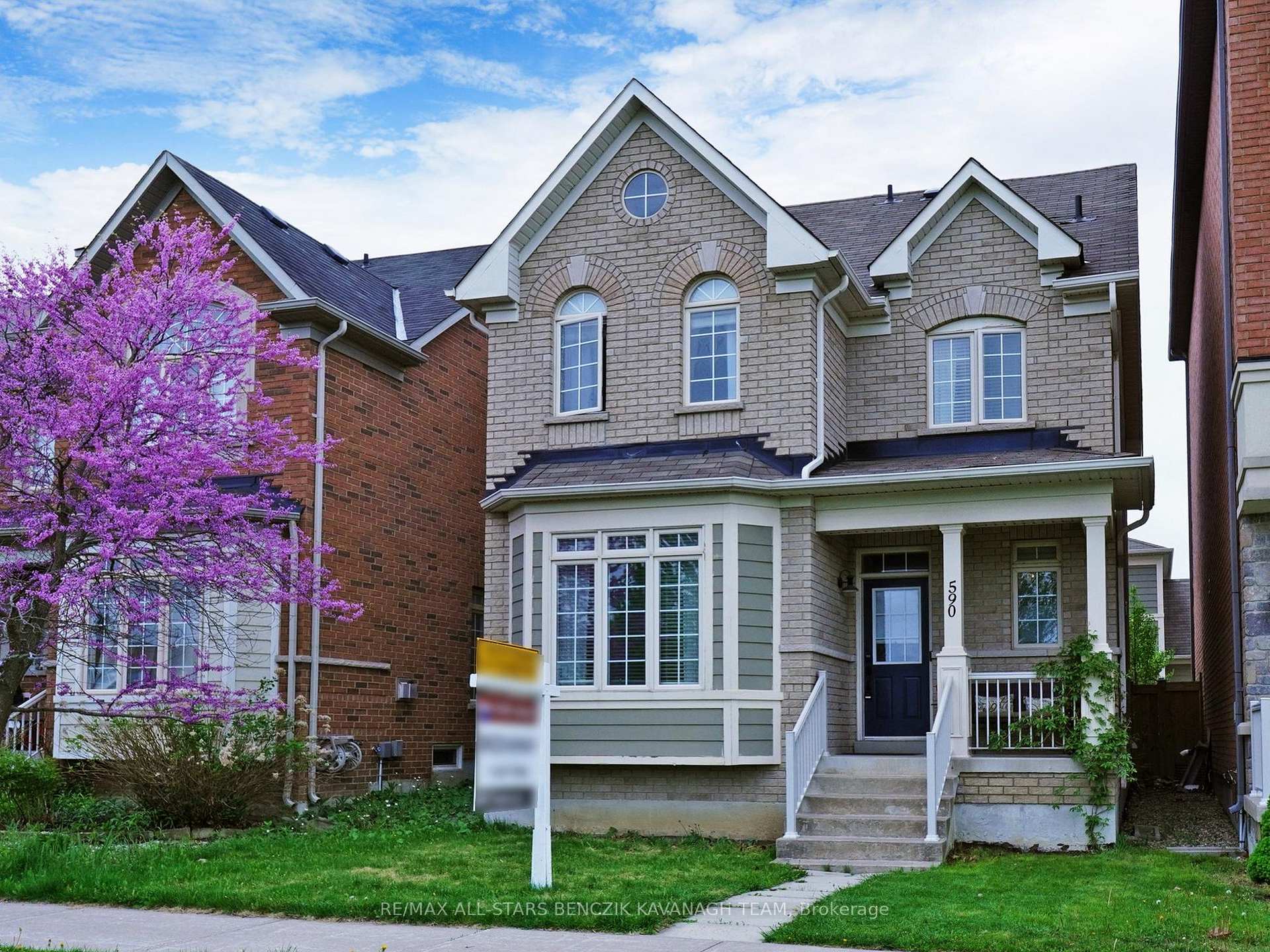 Photo 1 of 590 Country Glen Road, Markham, Cornell — HOMEH