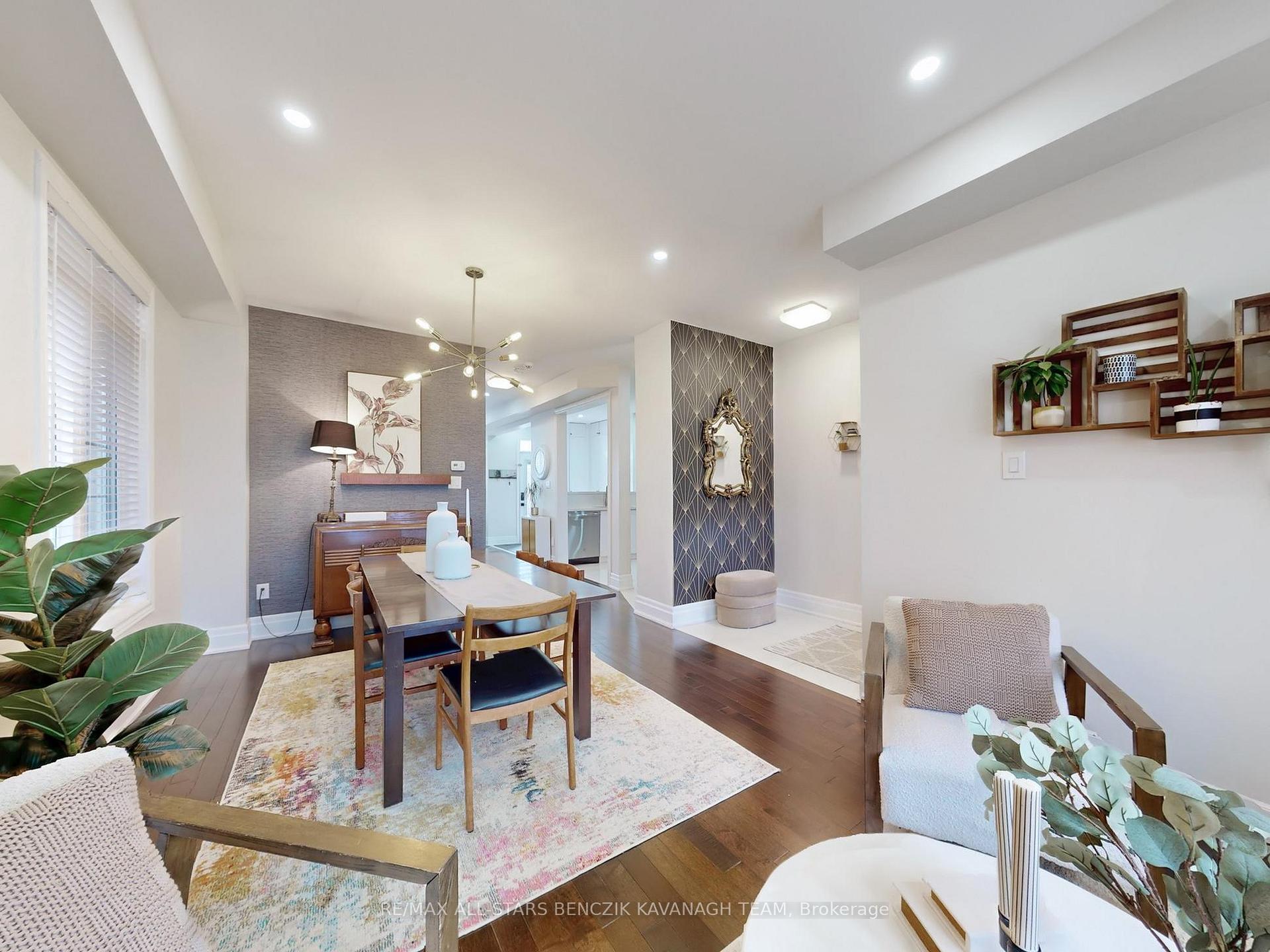 Photo 5 of 590 Country Glen Road, Markham, Cornell — HOMEH