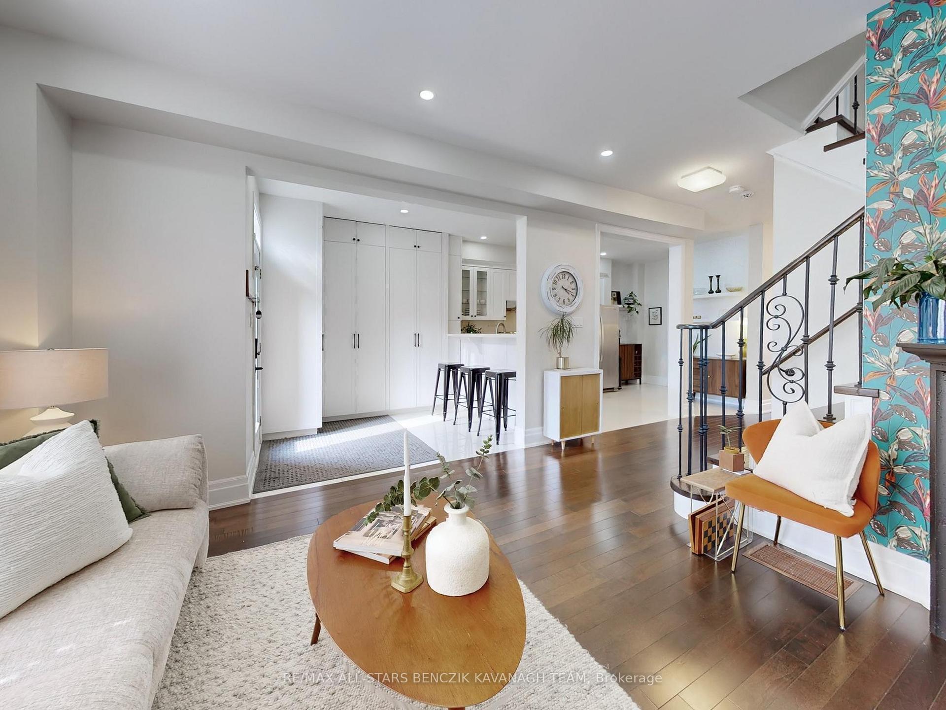 Photo 11 of 590 Country Glen Road, Markham, Cornell — HOMEH