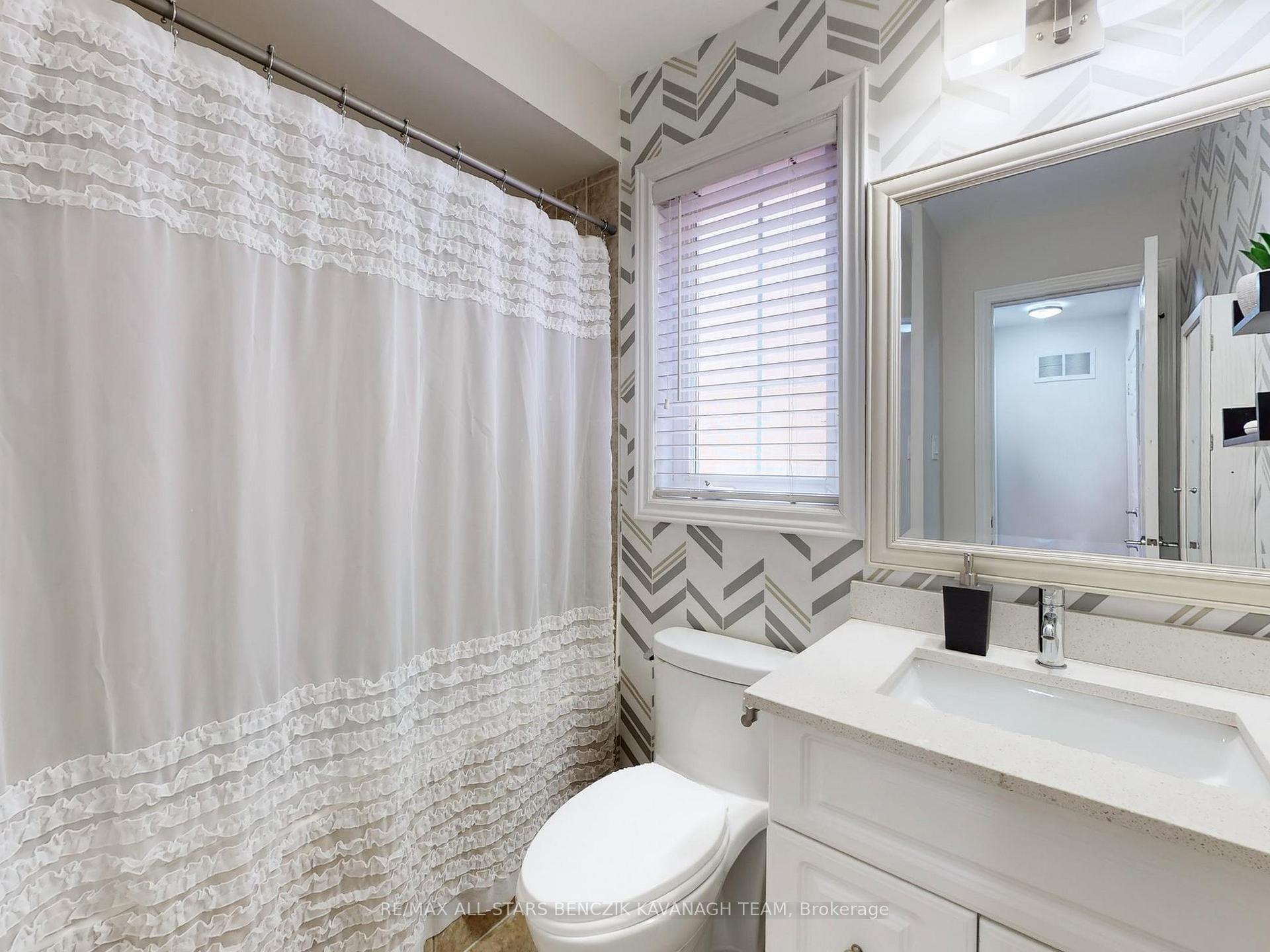Photo 18 of 590 Country Glen Road, Markham, Cornell — HOMEH