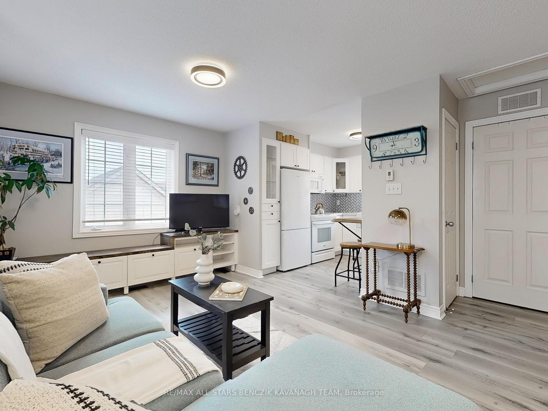 Photo 27 of 590 Country Glen Road, Markham, Cornell — HOMEH