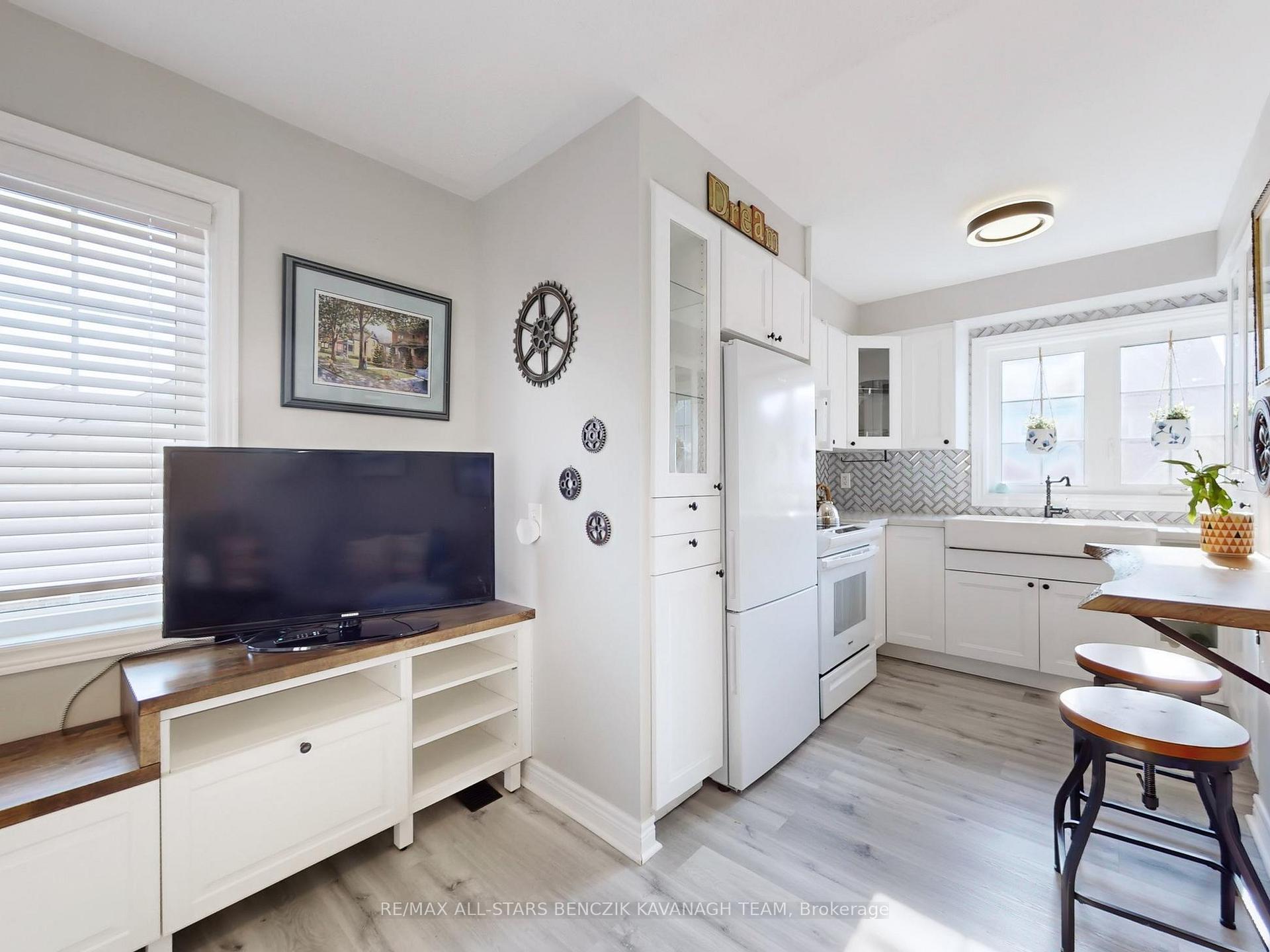 Photo 31 of 590 Country Glen Road, Markham, Cornell — HOMEH