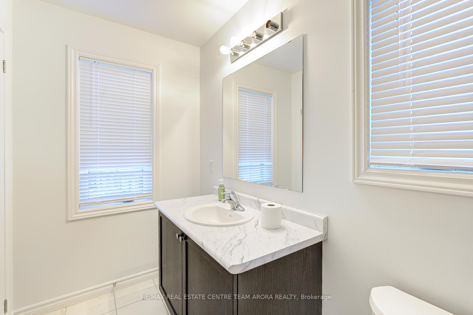 Photo 26 of 57 Woodedge Circle, Kitchener — HOMEH