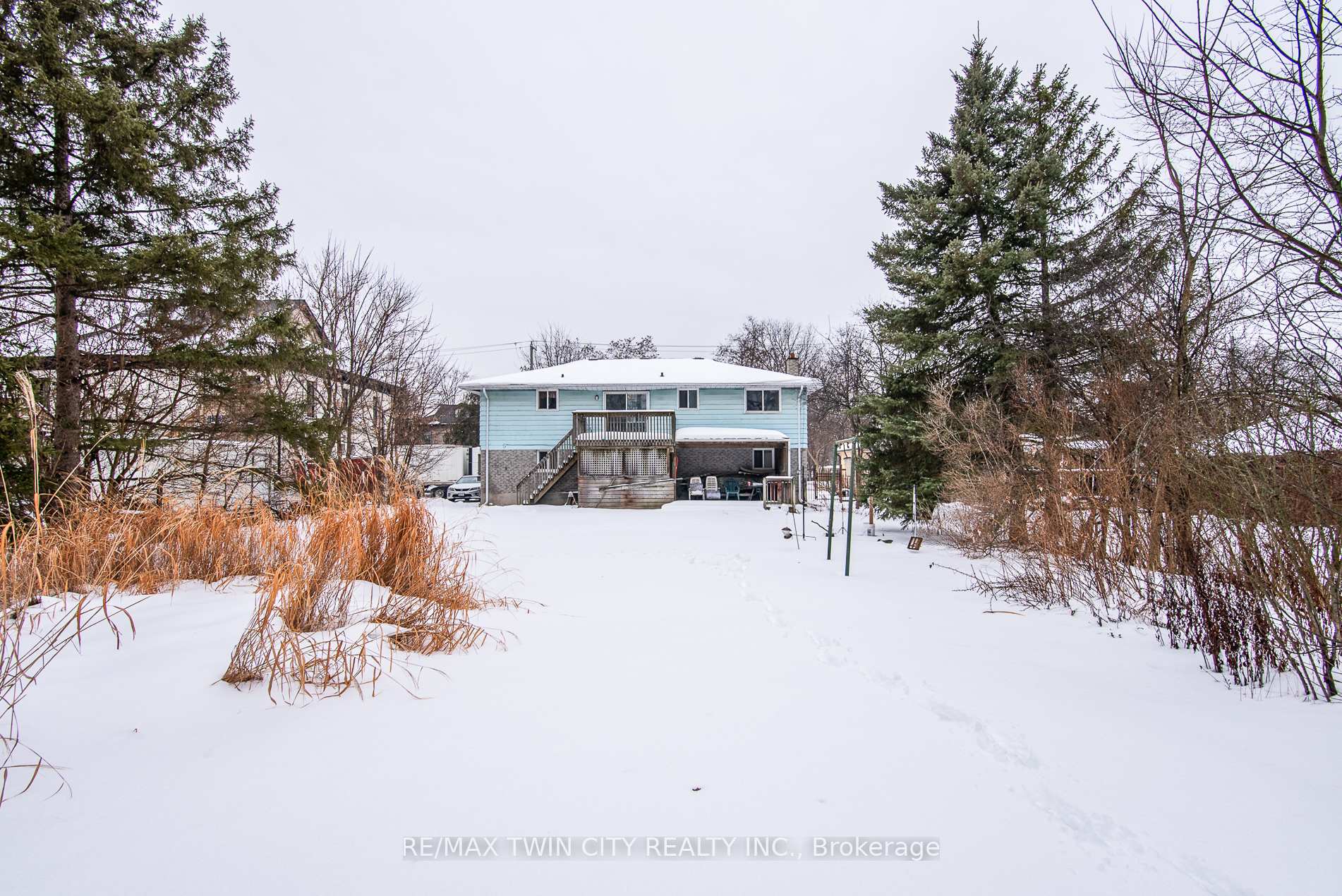 Photo 8 of 21 Bridge Street E, Kitchener — HOMEH