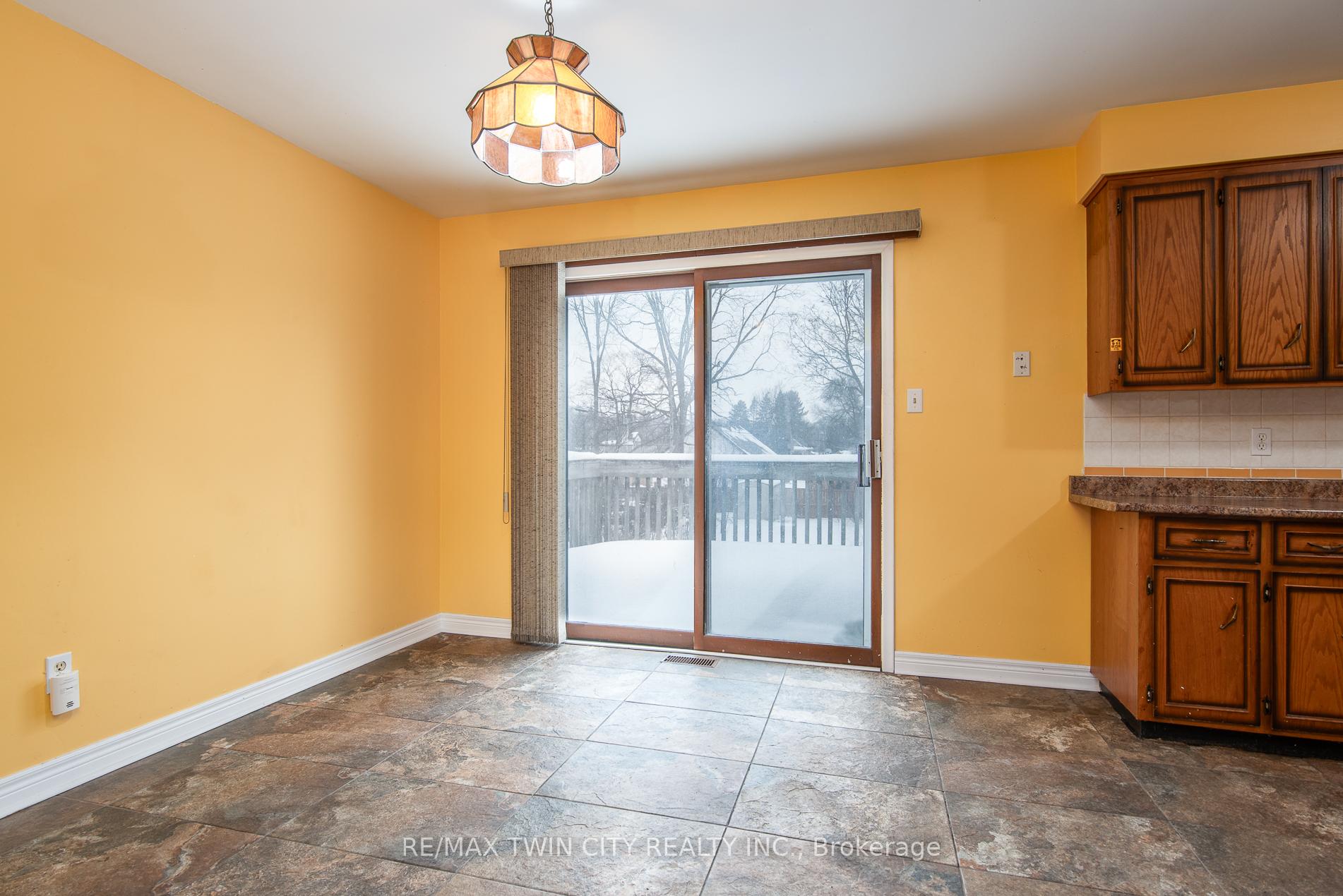 Photo 20 of 21 Bridge Street E, Kitchener — HOMEH