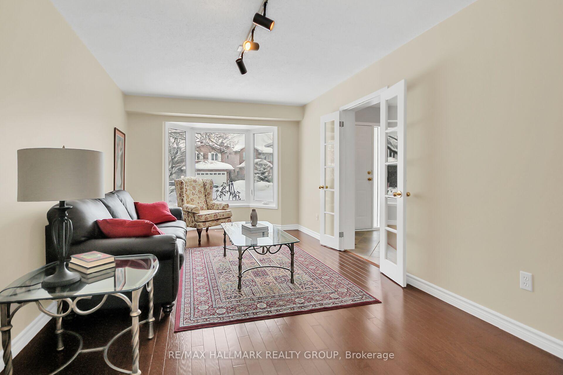 Photo 14 of 47 Shetland Way, Ottawa, Kanata - Bridlewood — HOMEH