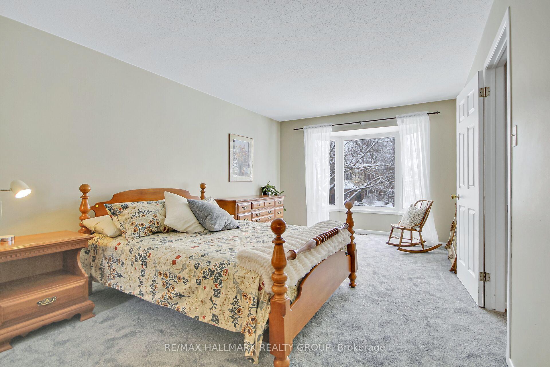 Photo 23 of 47 Shetland Way, Ottawa, Kanata - Bridlewood — HOMEH