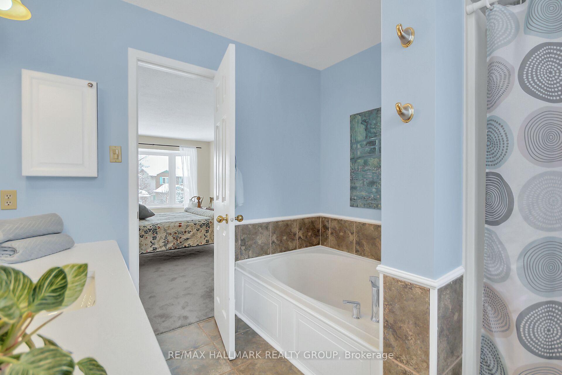 Photo 27 of 47 Shetland Way, Ottawa, Kanata - Bridlewood — HOMEH