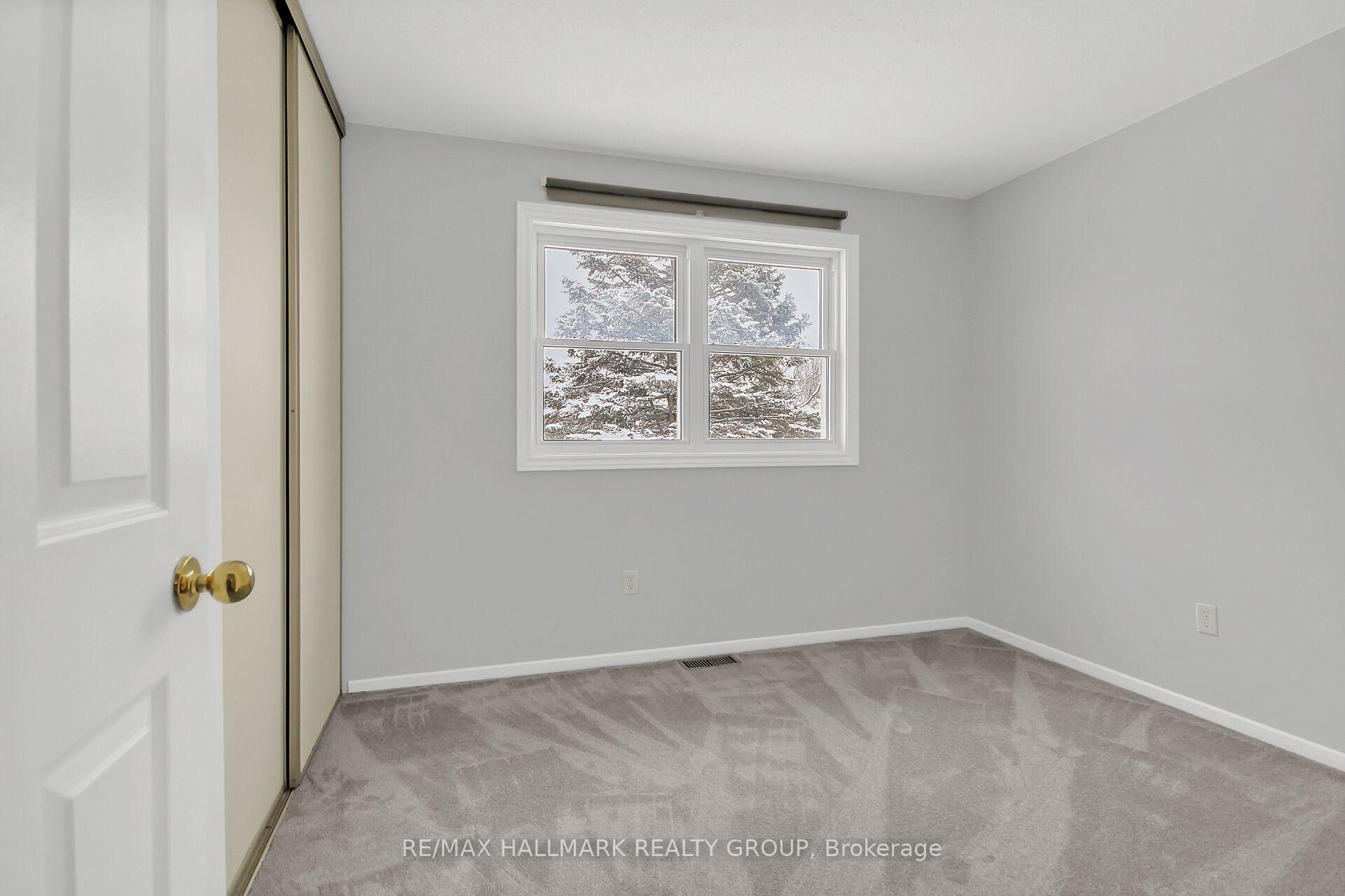 Photo 28 of 47 Shetland Way, Ottawa, Kanata - Bridlewood — HOMEH