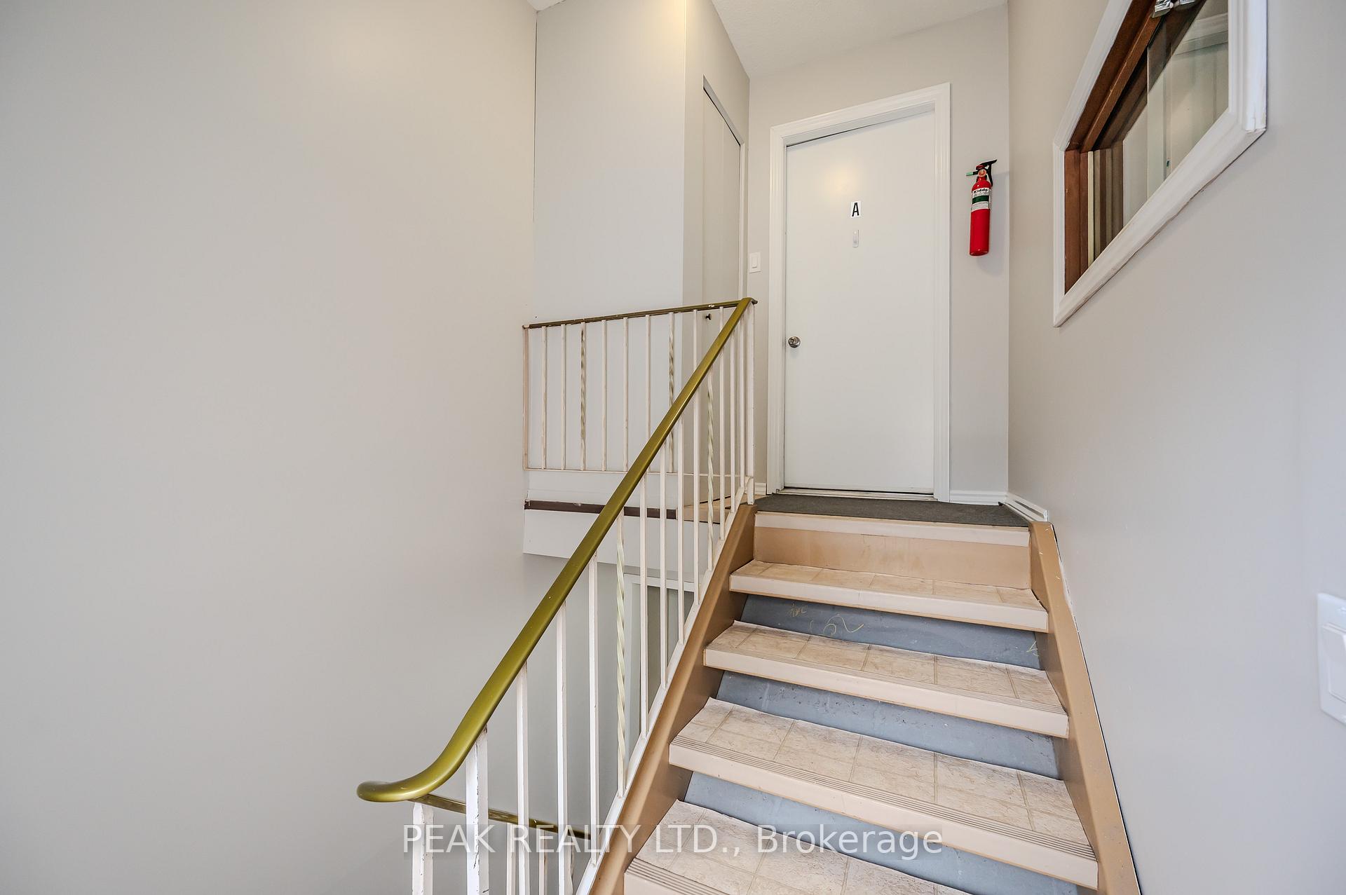 Photo 17 of 72 Obermeyer Drive, Kitchener — HOMEH