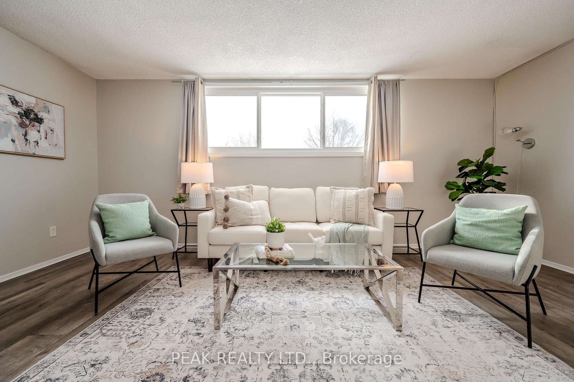 Photo 22 of 72 Obermeyer Drive, Kitchener — HOMEH