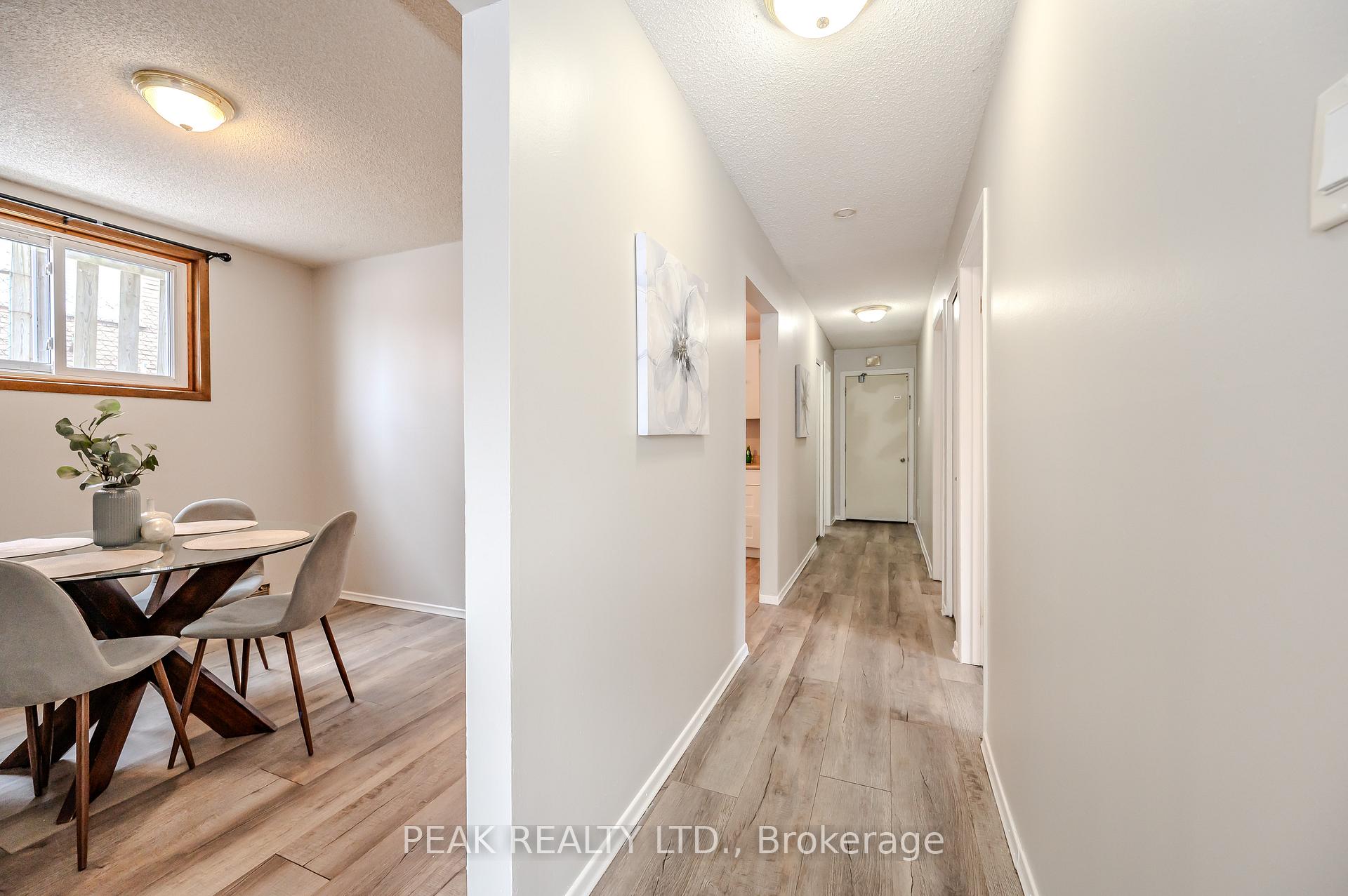 Photo 23 of 72 Obermeyer Drive, Kitchener — HOMEH