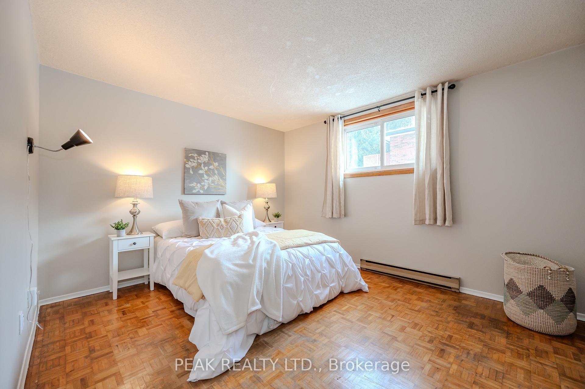 Photo 29 of 72 Obermeyer Drive, Kitchener — HOMEH