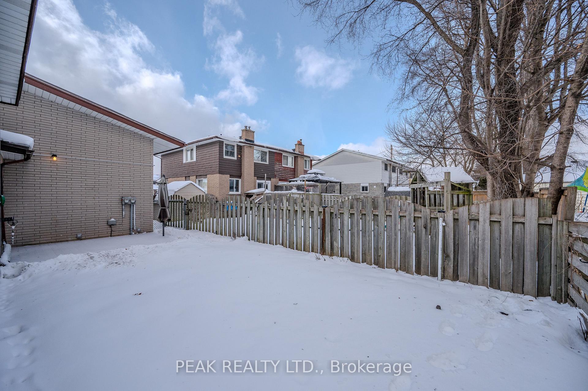 Photo 34 of 72 Obermeyer Drive, Kitchener — HOMEH