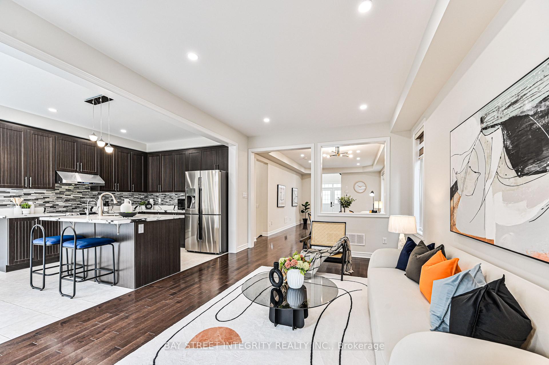 Photo 11 of 58 Henry Bauer Avenue, Markham, Berczy — HOMEH