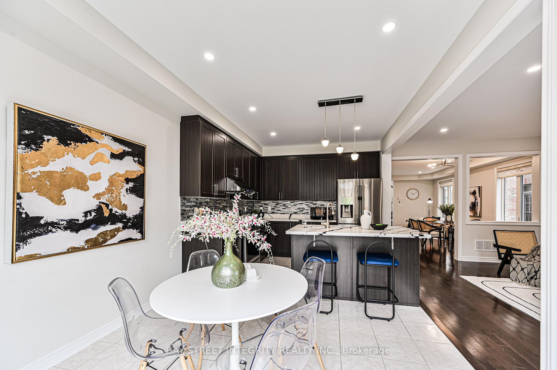 Photo 13 of 58 Henry Bauer Avenue, Markham, Berczy — HOMEH