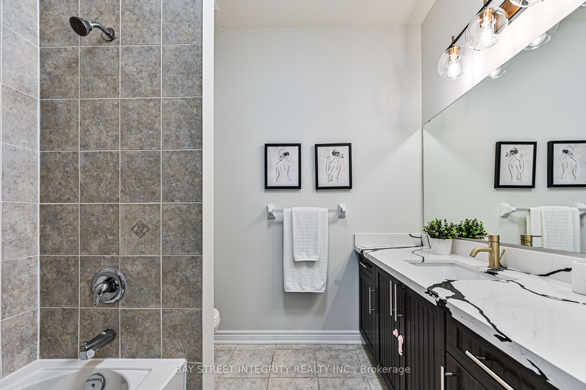 Photo 30 of 58 Henry Bauer Avenue, Markham, Berczy — HOMEH